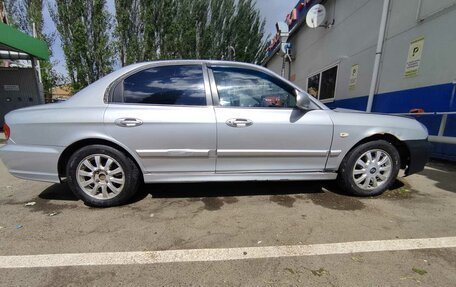 Hyundai Sonata IV рестайлинг, 2005 год, 340 000 рублей, 4 фотография