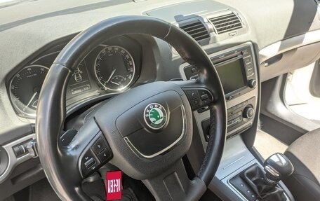 Skoda Octavia, 2012 год, 1 100 000 рублей, 9 фотография