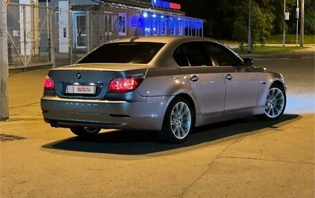 BMW 5 серия, 2004 год, 1 000 000 рублей, 17 фотография