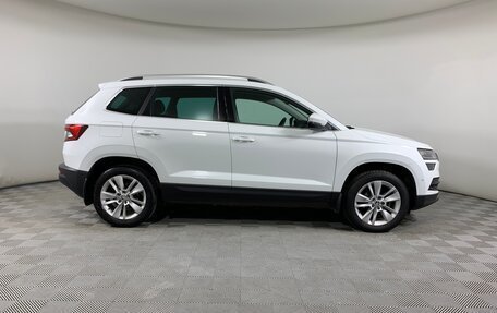 Skoda Karoq I, 2020 год, 2 395 000 рублей, 4 фотография