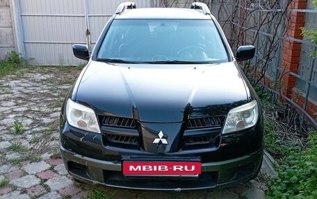 Mitsubishi Outlander III рестайлинг 3, 2007 год, 640 000 рублей, 1 фотография