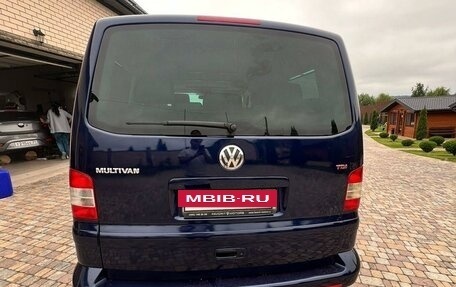 Volkswagen Multivan T5, 2008 год, 1 850 000 рублей, 3 фотография