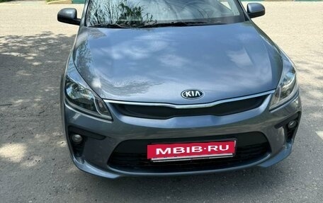 KIA Rio IV, 2018 год, 1 350 000 рублей, 2 фотография