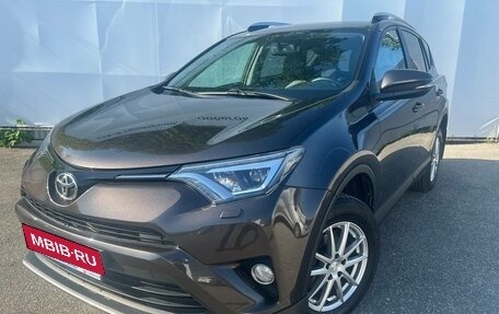 Toyota RAV4, 2018 год, 2 640 000 рублей, 1 фотография
