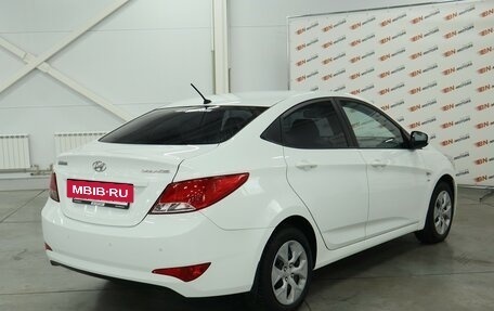 Hyundai Solaris II рестайлинг, 2015 год, 1 120 000 рублей, 3 фотография