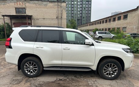 Toyota Land Cruiser Prado 150 рестайлинг 2, 2020 год, 7 100 000 рублей, 2 фотография