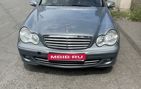 Mercedes-Benz C-Класс, 2007 год, 949 000 рублей, 2 фотография