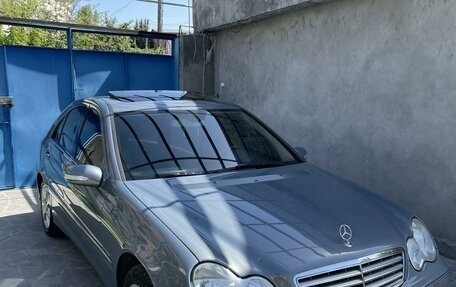 Mercedes-Benz C-Класс, 2007 год, 949 000 рублей, 4 фотография