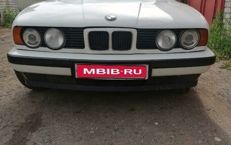 BMW 5 серия, 1990 год, 450 000 рублей, 4 фотография