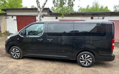 Peugeot Traveller I, 2019 год, 2 900 000 рублей, 9 фотография