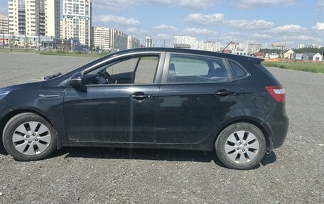 KIA Rio III рестайлинг, 2014 год, 940 000 рублей, 3 фотография