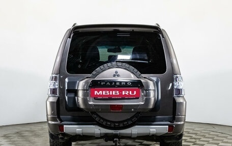 Mitsubishi Pajero IV, 2011 год, 2 575 000 рублей, 6 фотография