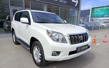 Toyota Land Cruiser Prado 150 рестайлинг 2, 2013 год, 3 490 000 рублей, 3 фотография