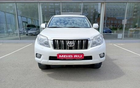 Toyota Land Cruiser Prado 150 рестайлинг 2, 2013 год, 3 490 000 рублей, 2 фотография