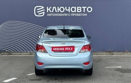 Hyundai Solaris II рестайлинг, 2011 год, 790 000 рублей, 4 фотография