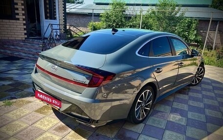 Hyundai Sonata VIII, 2019 год, 2 750 000 рублей, 2 фотография