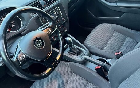 Volkswagen Jetta VI, 2017 год, 1 610 000 рублей, 17 фотография
