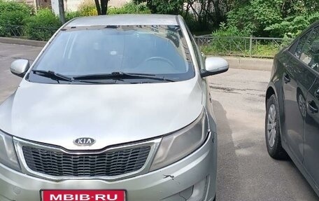 KIA Rio III рестайлинг, 2012 год, 690 000 рублей, 2 фотография