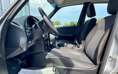 Chevrolet Niva I рестайлинг, 2017 год, 830 000 рублей, 10 фотография