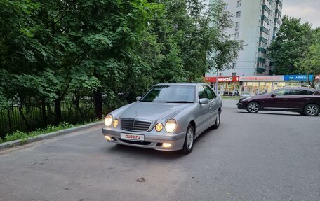 Mercedes-Benz E-Класс, 2000 год, 1 250 000 рублей, 3 фотография