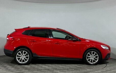 Volvo V40 Cross Country I, 2018 год, 2 120 000 рублей, 4 фотография