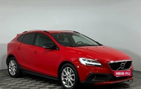 Volvo V40 Cross Country I, 2018 год, 2 120 000 рублей, 3 фотография