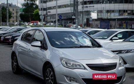 Opel Astra J, 2011 год, 783 000 рублей, 4 фотография