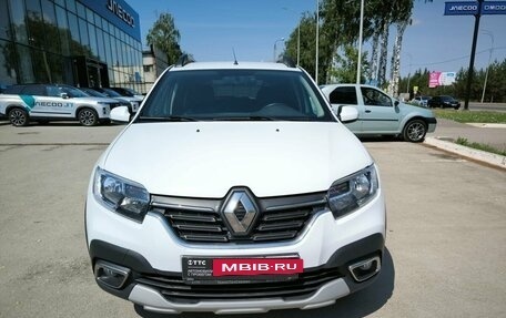 Renault Sandero II рестайлинг, 2019 год, 1 389 000 рублей, 2 фотография