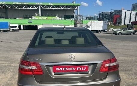 Mercedes-Benz E-Класс, 2010 год, 1 650 000 рублей, 2 фотография