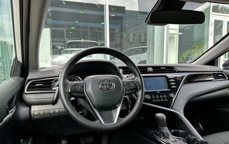 Toyota Camry, 2019 год, 2 625 000 рублей, 6 фотография