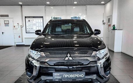 Mitsubishi Outlander III рестайлинг 3, 2020 год, 3 101 300 рублей, 2 фотография