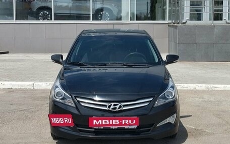 Hyundai Solaris II рестайлинг, 2016 год, 1 315 000 рублей, 2 фотография