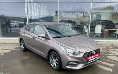 Hyundai Solaris II рестайлинг, 2019 год, 1 500 000 рублей, 3 фотография