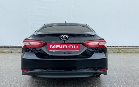 Toyota Camry, 2021 год, 3 390 000 рублей, 5 фотография