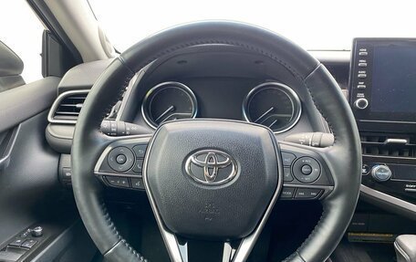 Toyota Camry, 2021 год, 3 390 000 рублей, 11 фотография