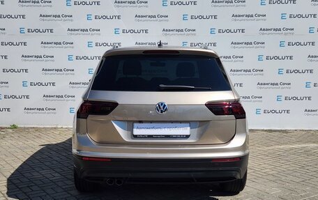 Volkswagen Tiguan II, 2017 год, 2 250 000 рублей, 5 фотография