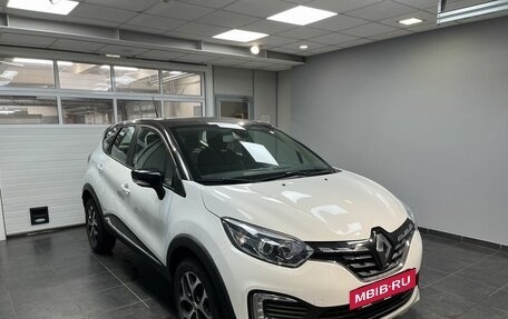 Renault Kaptur I рестайлинг, 2020 год, 1 899 000 рублей, 3 фотография