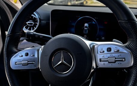 Mercedes-Benz A-Класс, 2019 год, 2 550 000 рублей, 8 фотография