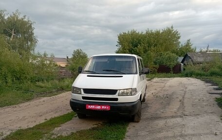 Volkswagen Transporter T4, 2000 год, 660 000 рублей, 1 фотография