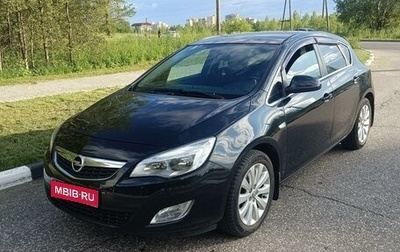 Opel Astra J, 2011 год, 765 000 рублей, 1 фотография