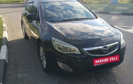 Opel Astra J, 2011 год, 765 000 рублей, 5 фотография