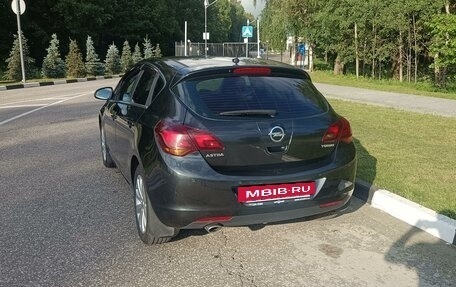 Opel Astra J, 2011 год, 765 000 рублей, 3 фотография