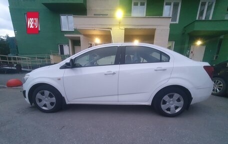 Chevrolet Aveo III, 2013 год, 790 000 рублей, 3 фотография