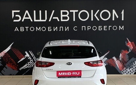 KIA cee'd III, 2018 год, 1 730 000 рублей, 5 фотография