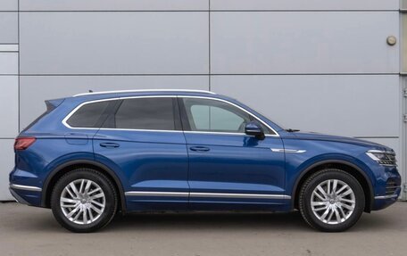 Volkswagen Touareg III, 2018 год, 5 000 000 рублей, 5 фотография