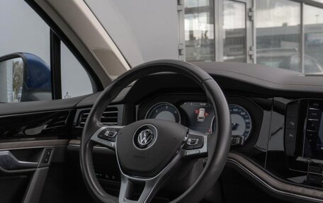 Volkswagen Touareg III, 2018 год, 5 000 000 рублей, 22 фотография