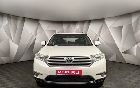 Toyota Highlander III, 2012 год, 2 028 000 рублей, 7 фотография