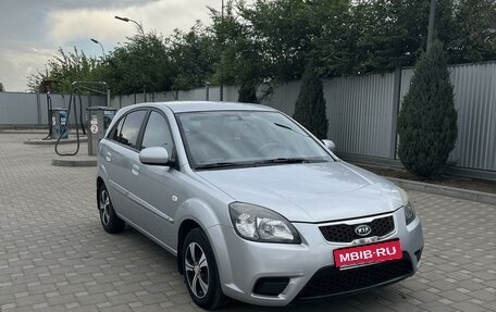 KIA Rio II, 2010 год, 780 000 рублей, 1 фотография