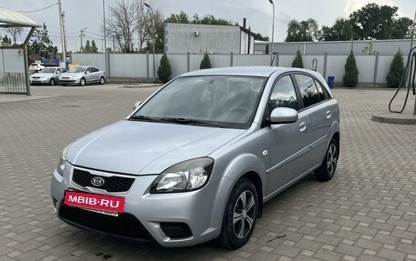 KIA Rio II, 2010 год, 780 000 рублей, 4 фотография