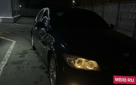 BMW 3 серия, 2007 год, 1 300 000 рублей, 28 фотография